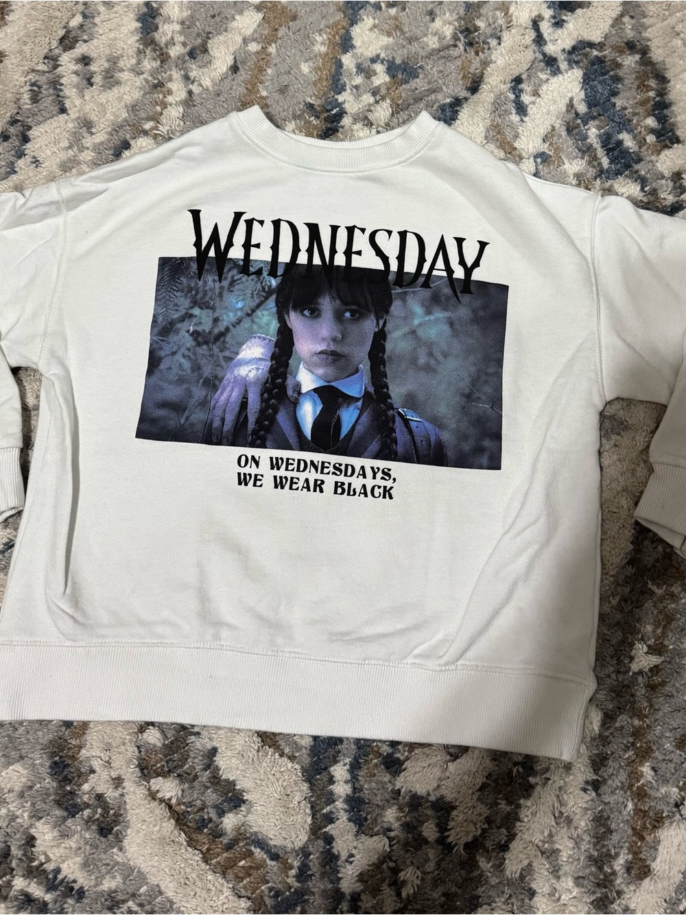 Zara White 'Wednesday' Graphic Crewneck Sweatshirt
